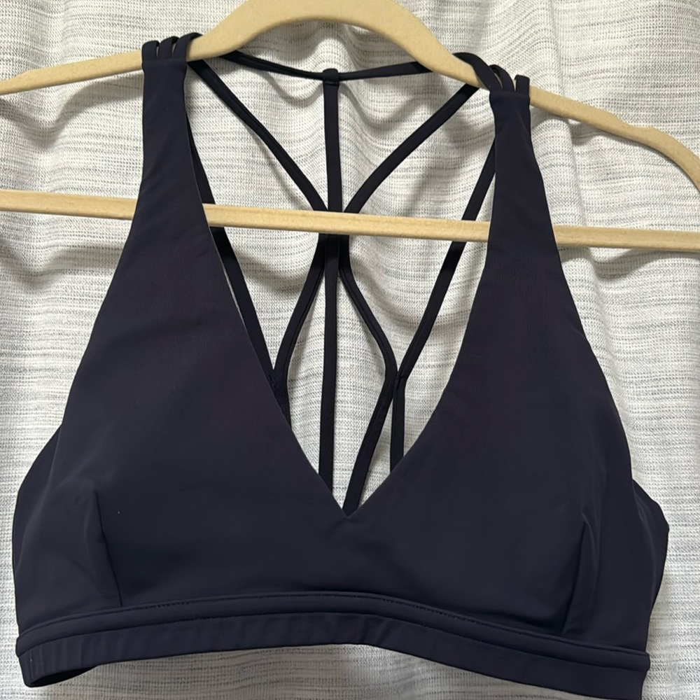 Lululemon Sports Bra - Dark Blue